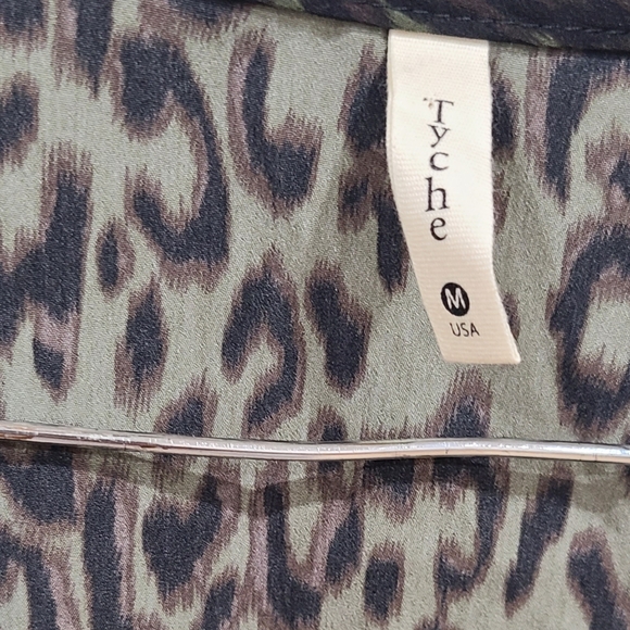 Leopard Print Wrap Top - Green - Picture 2 of 6